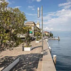 Le Pleiadi Merope Apartment Gardone Riviera